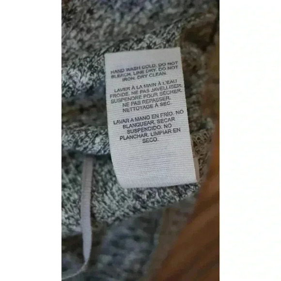 NWT Garage Long Sleeve One Shoulder Salt & Pepper - Size P/S - Picture 8 of 12